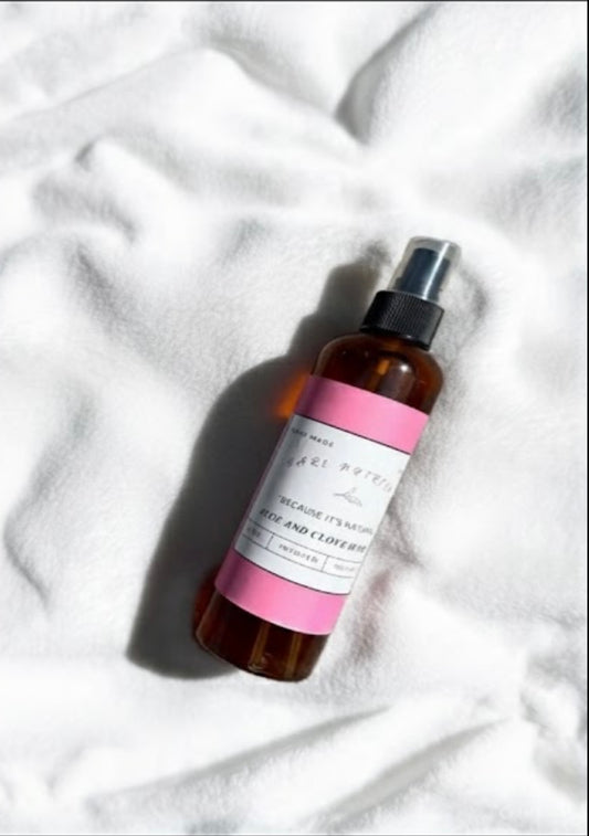 Aloe and Clove Hair Mist (8 oz)